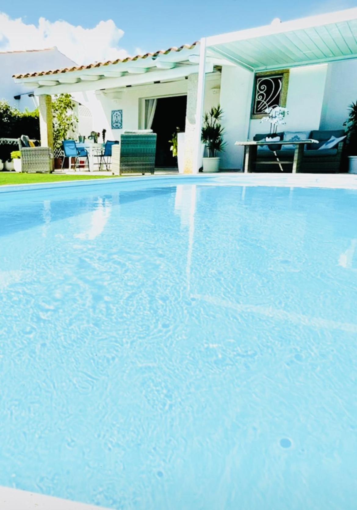 Villa Adel サン・テオドーロ エクステリア 写真